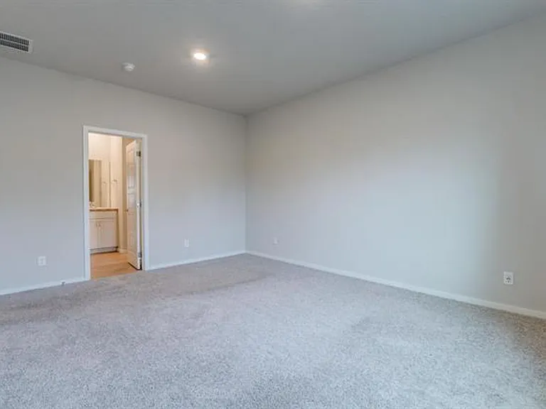 8207 S Avery Rd — Photo 25