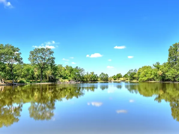 2510 Private Road 1180, Celeste, TX