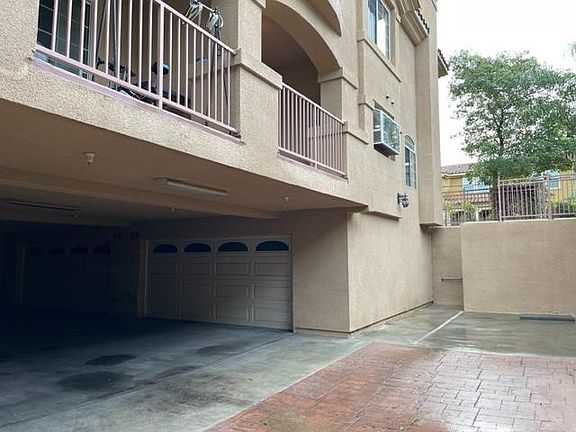 3rd image of 305 San Marcos St Unit H