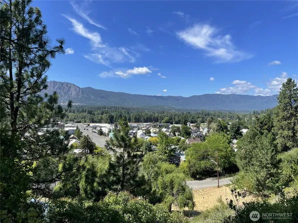 114 W Fourth Street, Cle Elum, WA 98922