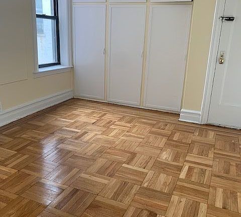 5th image of 9016 171st St APT 3C