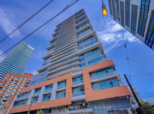 365 Church St #2404, Toronto, ON M5B 0B5
