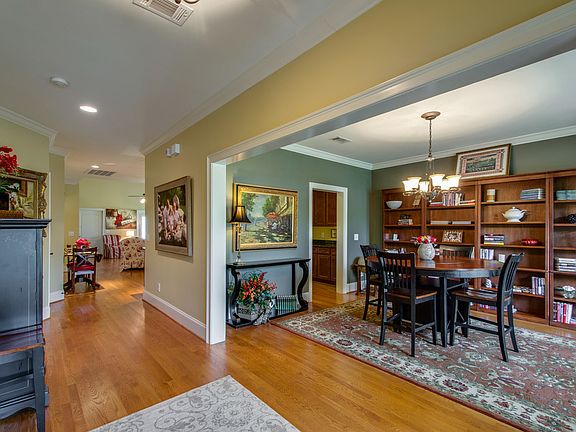 5th image of 3104 Americus Dr