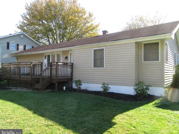 506 Shue Dr, Newark, DE 19713