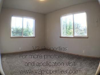 4th image of 14018 SE Arista Dr