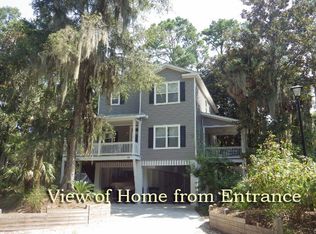 25 Rice Ln, Edisto Island, SC 29438