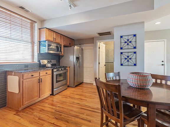 4th image of 3804 N Troy St APT 3
