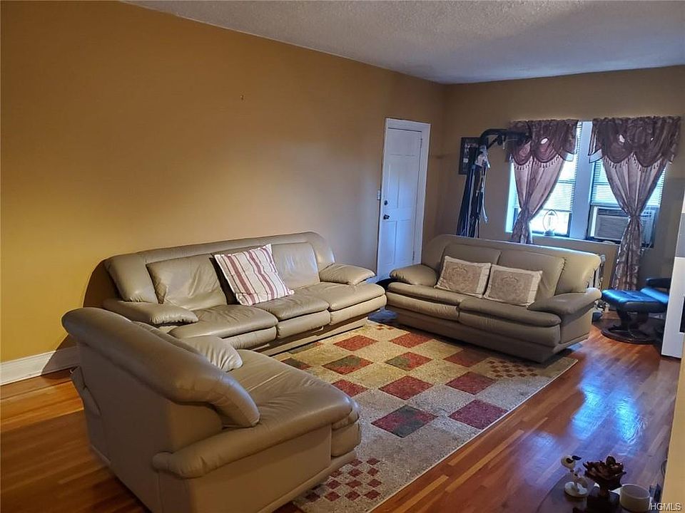 1st image of 590 E 3rd St APT 3N