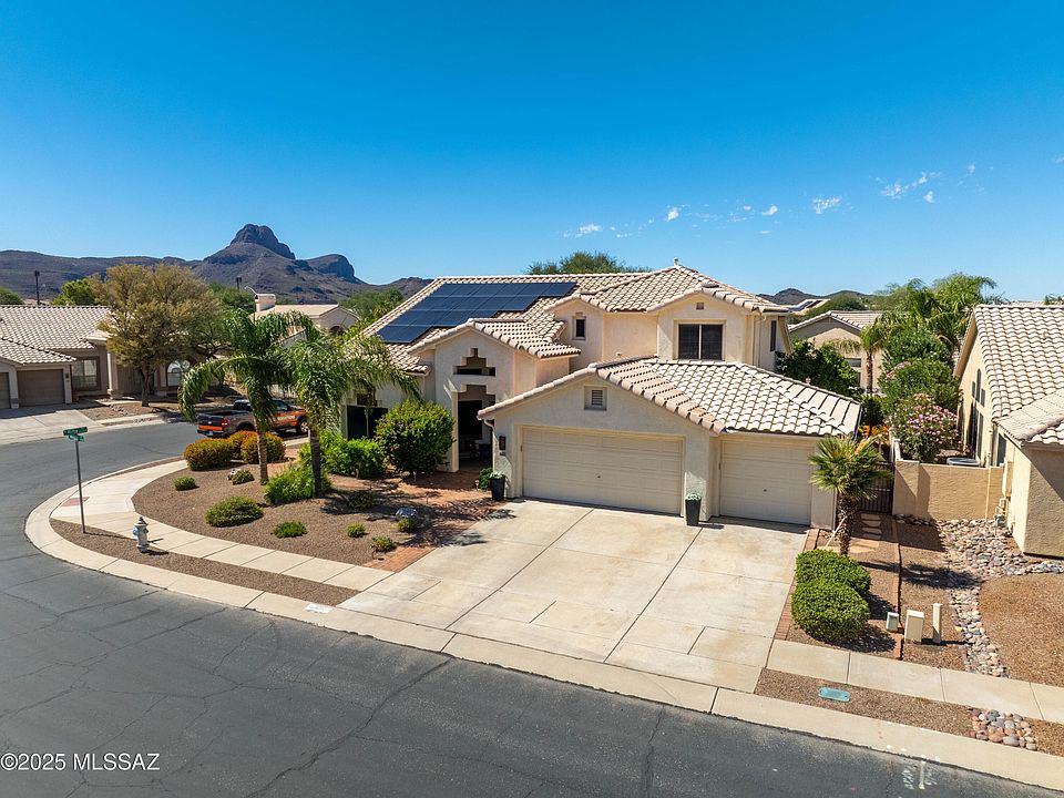 1st image of 8279 N Westcliff Dr