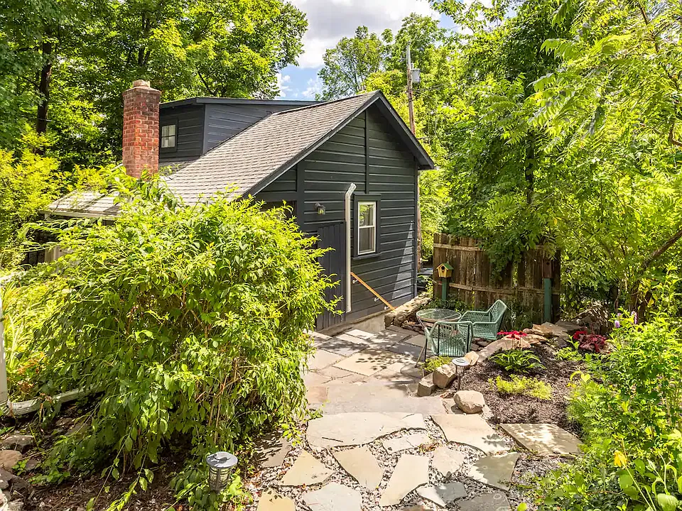 11-15 Tannery Brook Rd #13