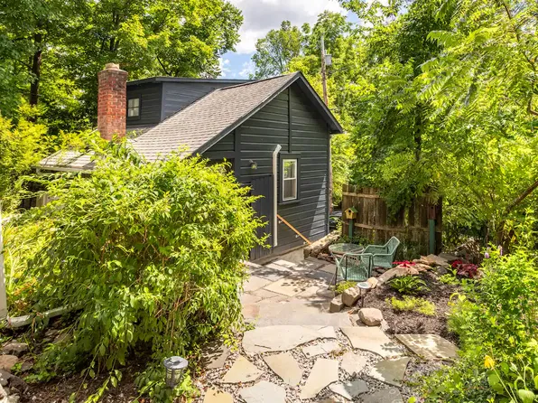 11-15 Tannery Brook Rd #13, Woodstock, NY 12498