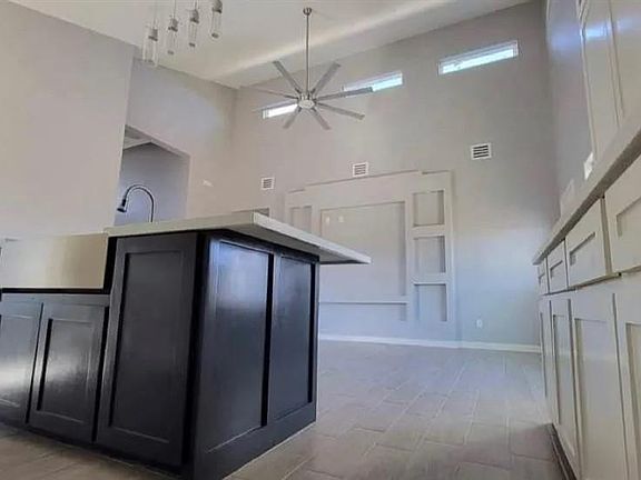 4th image of 10704 N Sugar Bear Dr