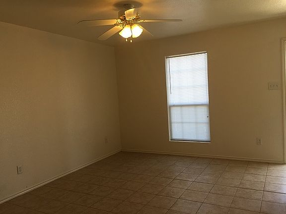 4th image of 4102 Gus Dr APT D