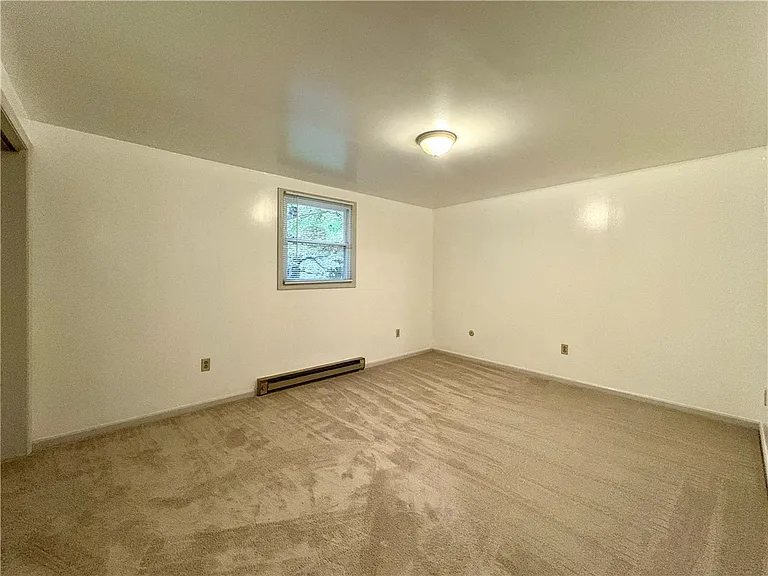 106 Dawson Dr — Photo 14