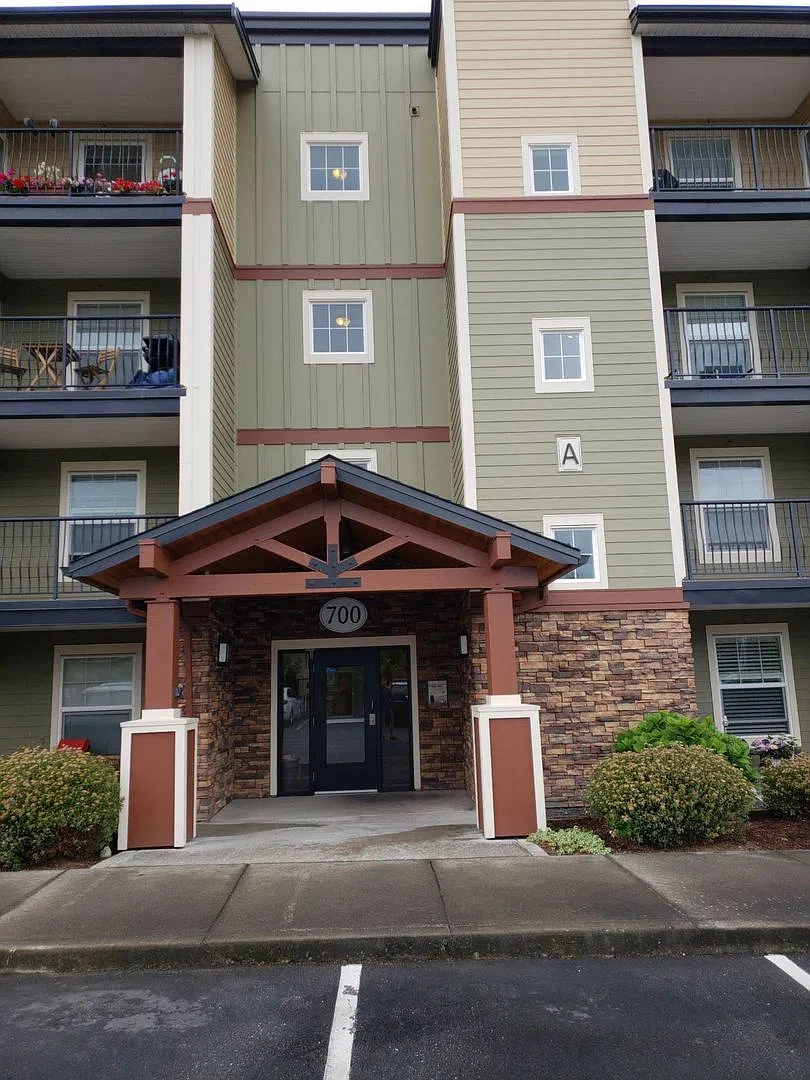 2 Bedroom 2 Bath 4th Floor Unit-Cypress Place Condo — Photo 1
