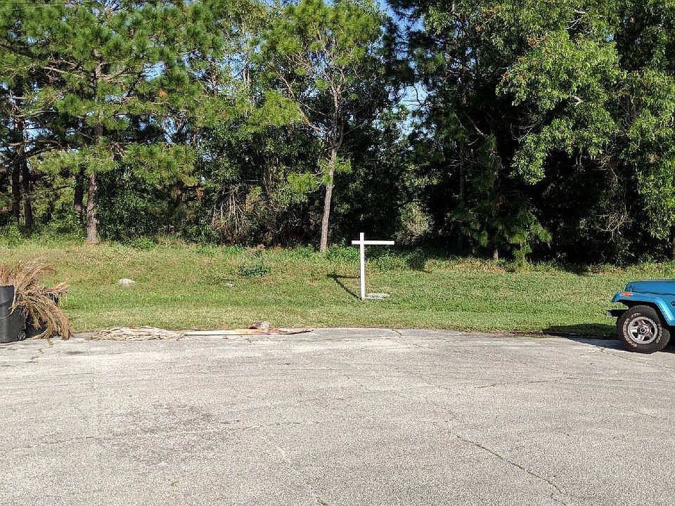 1st image of 5223 NW Downy Ct