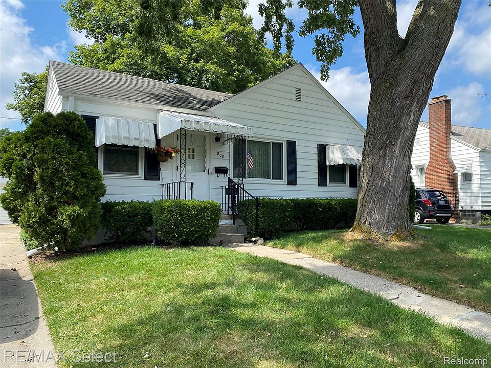 1st image of 808 Mann Ave