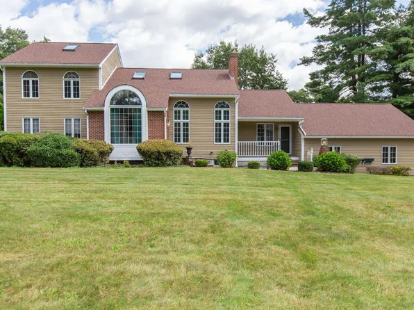 6 Birch Hill Road, Salem, NH 03079