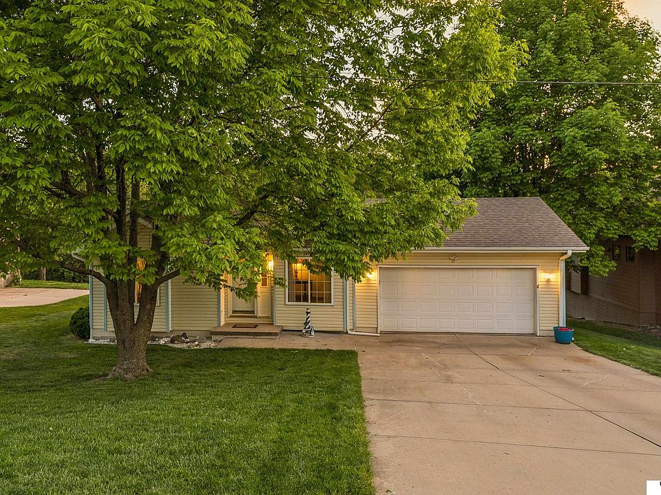 1st image of 8887 Verdon Cir
