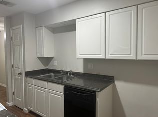 208 Uhland Rd, San Marcos, TX 78666