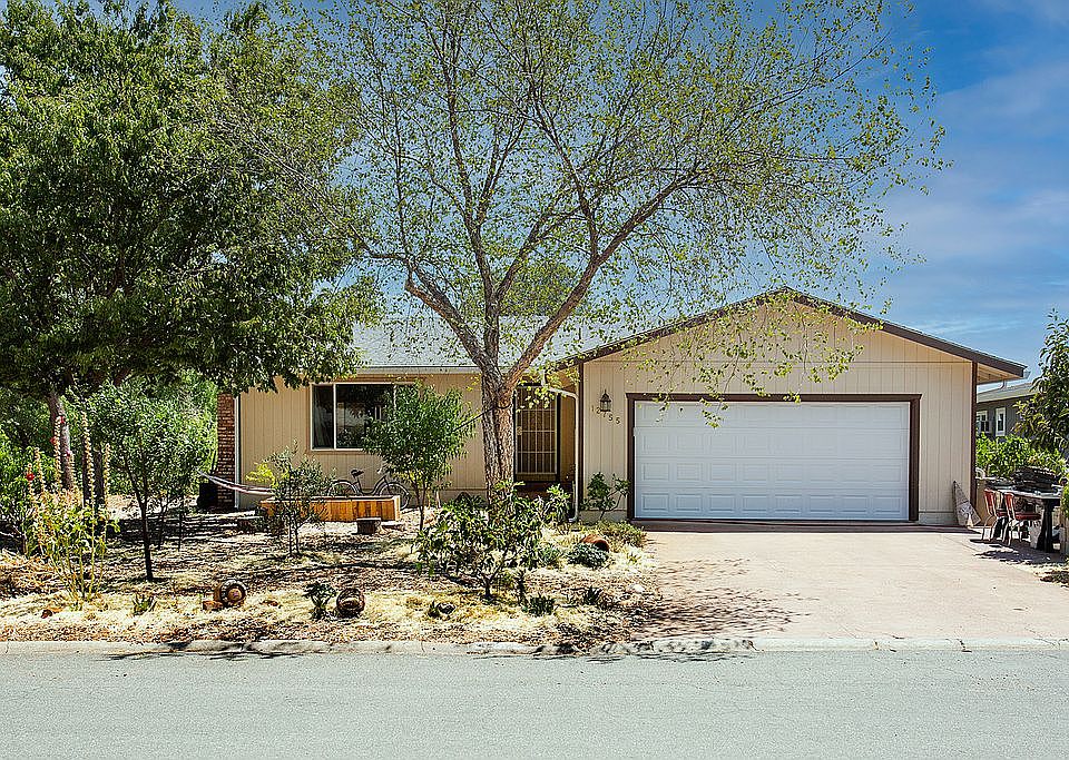 1st image of 12755 Blue Heron Ct