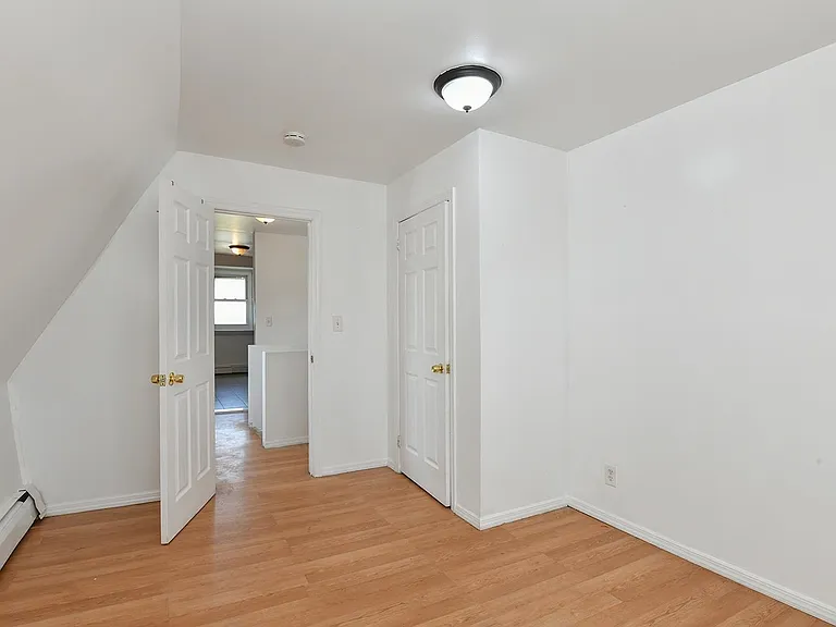3709 Kennedy Blvd #4 — Photo 8