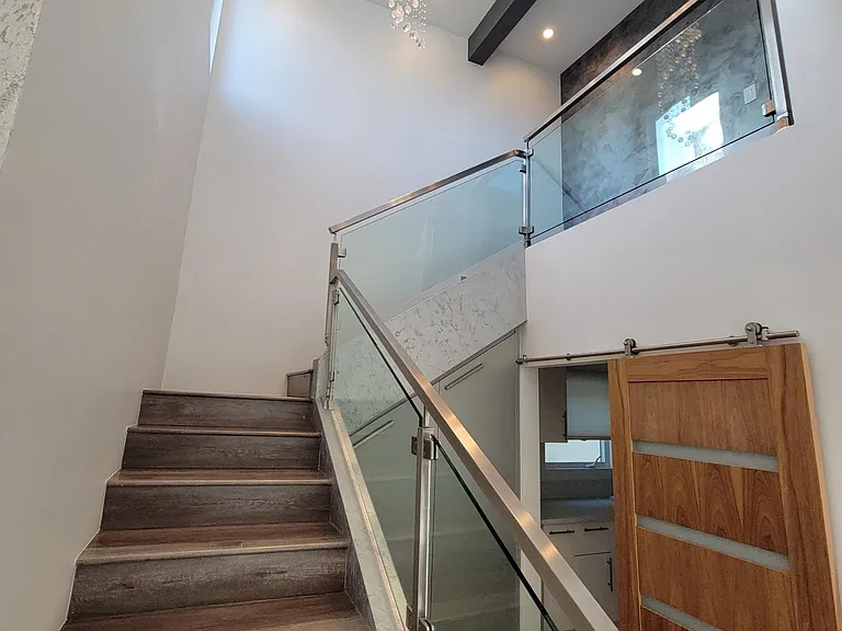 10730 Helendale Ave — Photo 12