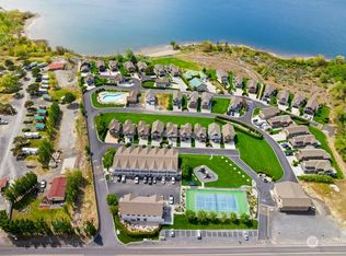 23772 Crescent Bay Dr NW #103, Quincy, WA