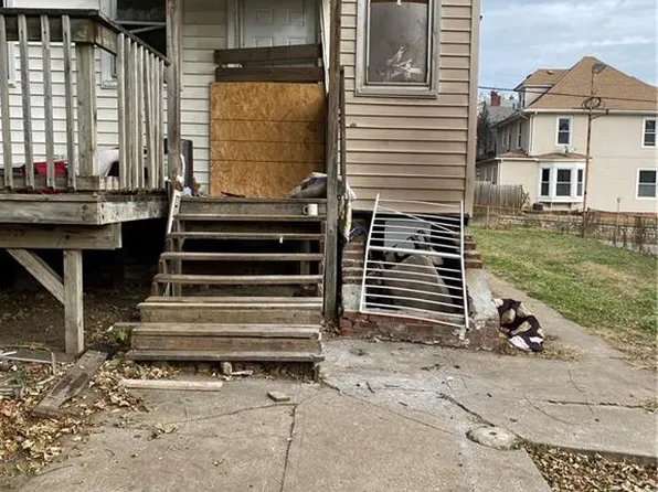 208 N 22nd St, Saint Joseph, MO 64501