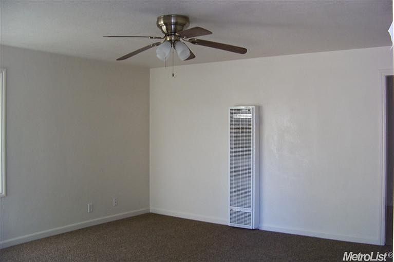 2nd image of 2511 N California St