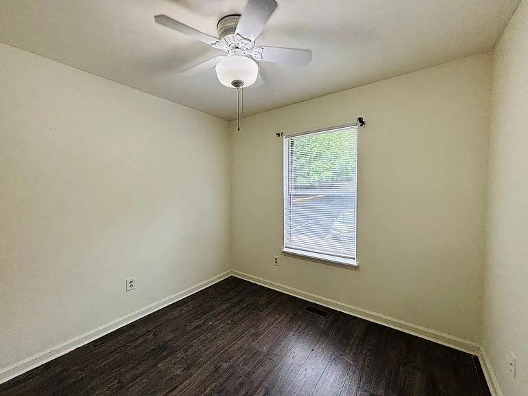 441 Janie Ln — Photo 15