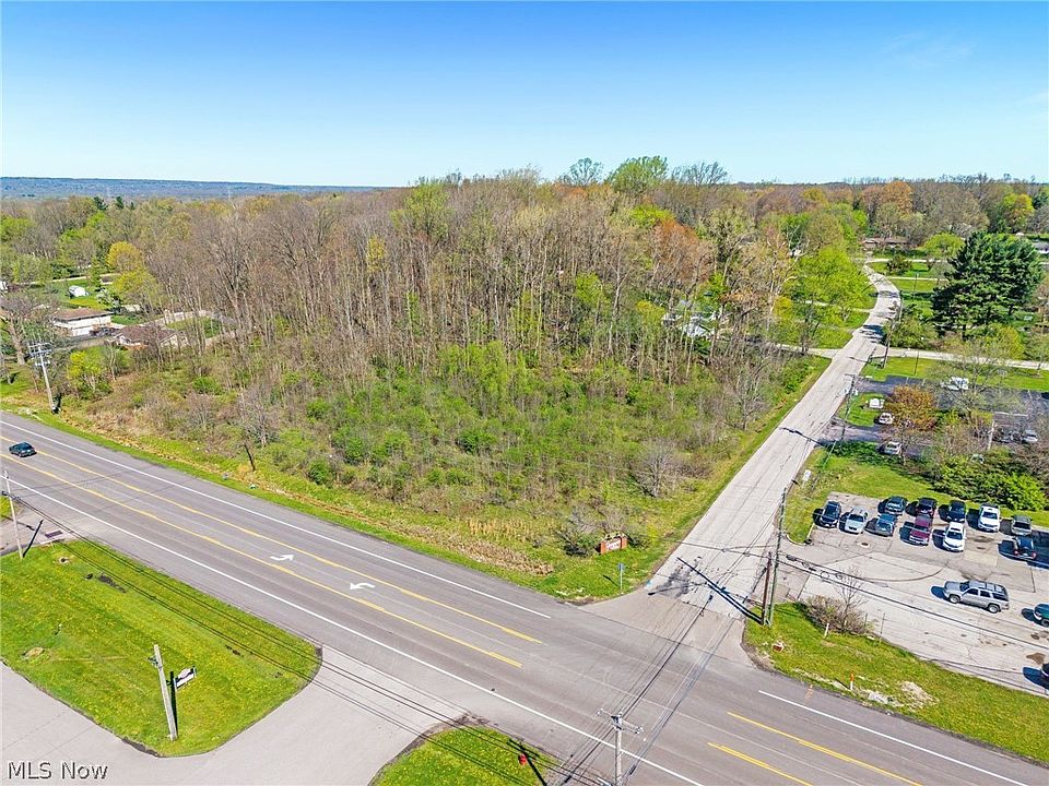1st image of W Aurora Rd