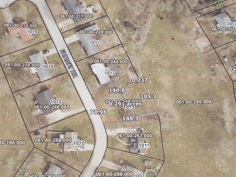 2nd image of 1013 Fairway Dr