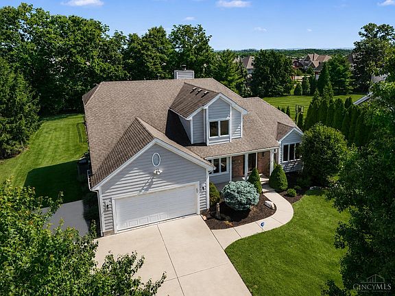 3rd image of 3416 Surrey Ln