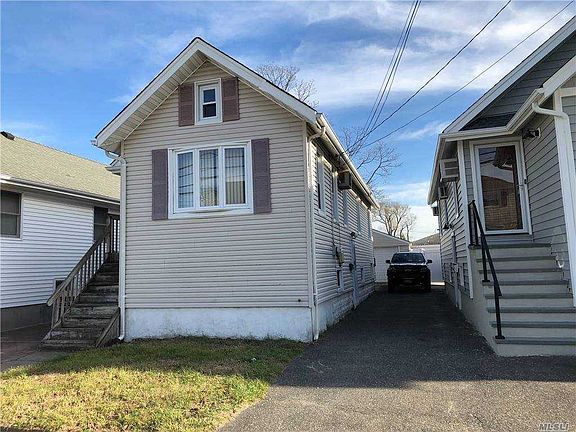 2nd image of 118 Lawson Ave