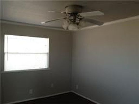 5th image of 1865 Pasadena Dr