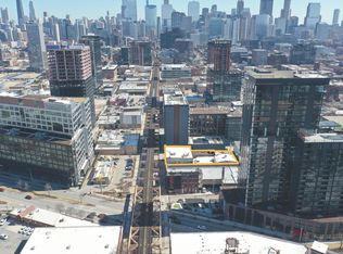 1375 W Lake St, Chicago, IL 60607
