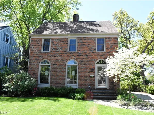 115 Westbridge Dr, Berea, OH 44017