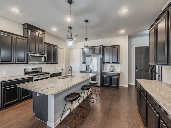 8321 Oxalis Ln, Dallas, TX 75252