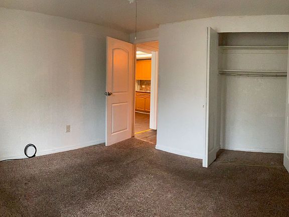 5th image of 10000-10163 S Nob Hill Cir #1-10003