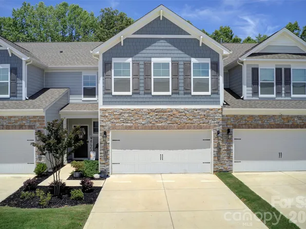 7880 Iron Rd, Sherrills Ford, NC 28673