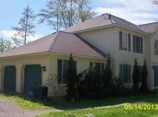 8108 Sioux Crescent Ln, Tobyhanna, PA