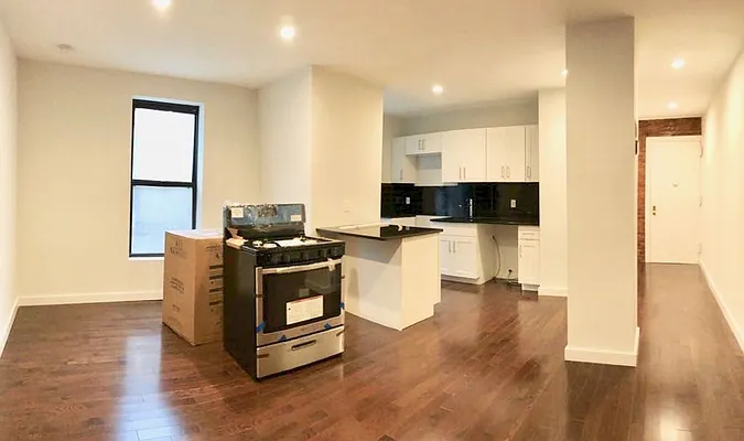 Rented by Zjama Realty Corp | media 2