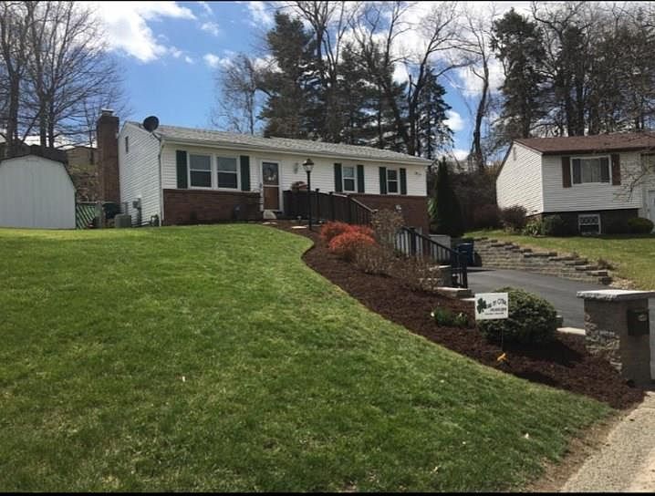 1st image of 533 Green Haven Ct