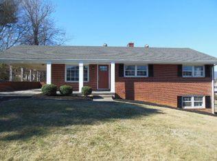 1610 Angus Rd NW, Roanoke, VA 24017