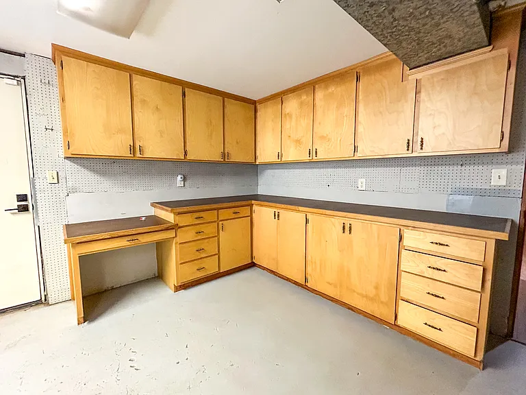 1550 Corina Dr SE — Photo 28