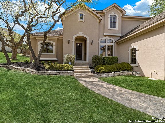 3rd image of 29711 Fairway Vista Dr