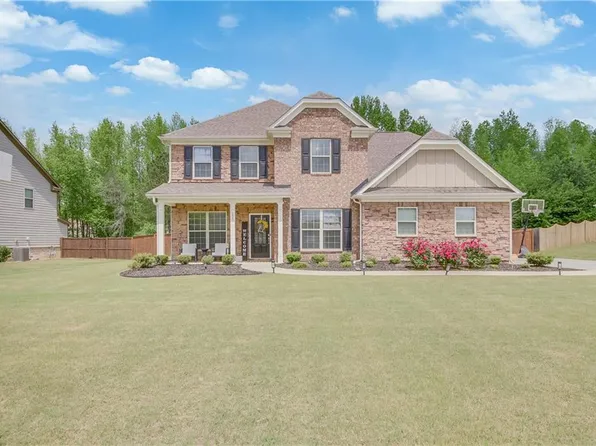 175 Calverton Ln, Tyrone, GA 30290