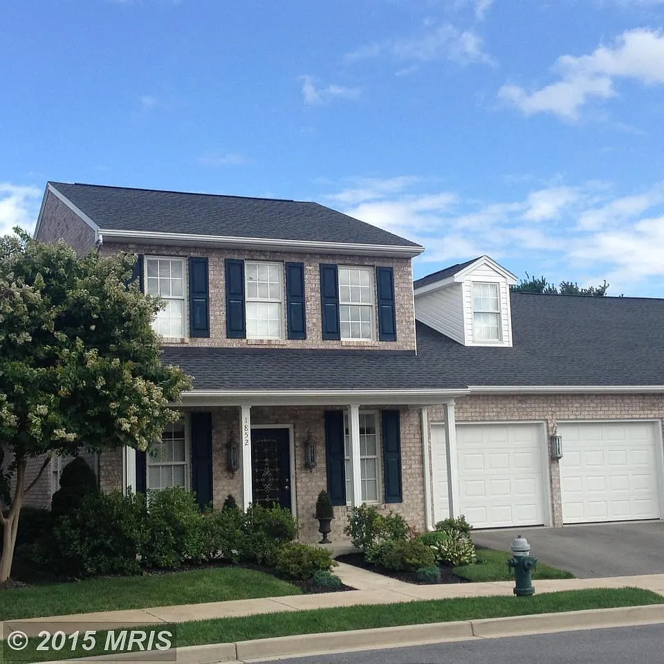 1852 Meridian Dr photo 1