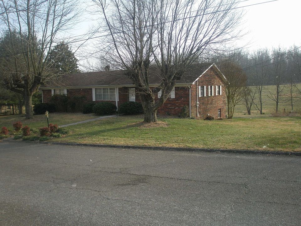 1st image of 1708 Pembrook Dr